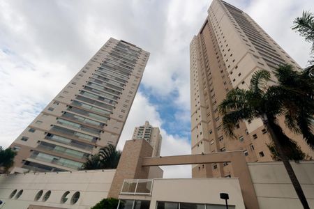 Apartamento para alugar com 104m², 3 quartos e 2 vagas Apartamento para alugar com 104m², 3 quartos e 2 vagasFachada do bloco