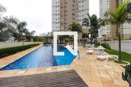 Apartamento para alugar com 104m², 3 quartos e 2 vagas Apartamento para alugar com 104m², 3 quartos e 2 vagasÁrea comum - Piscina