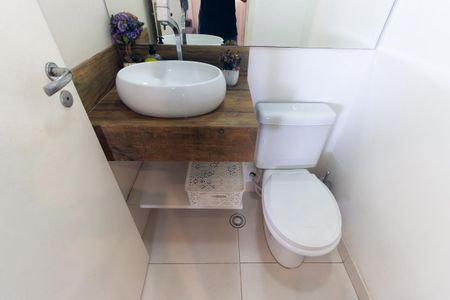 Apartamento para alugar com 104m², 3 quartos e 2 vagas Apartamento para alugar com 104m², 3 quartos e 2 vagasLavabo