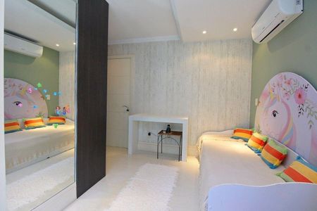 Casa de condomínio para alugar com 368m², 3 quartos e 3 vagasQuarto 3