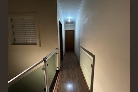 Casa para alugar com 110m², 3 quartos e 2 vagasCorredor