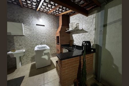 Casa para alugar com 110m², 3 quartos e 2 vagasÁrea externa