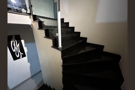 Escada de casa para alugar com 3 quartos, 110m² em Vila Jaguara, São Paulo