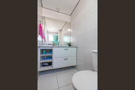 Apartamento à venda com 75m², 3 quartos e 2 vagasBanheiro da Suíte