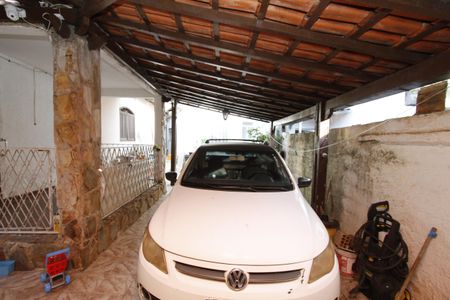 Casa à venda com 150m², 5 quartos e 2 vagasGaragem