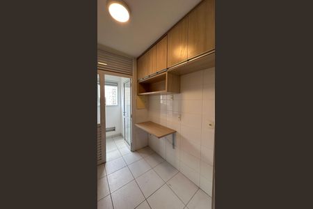 Apartamento para alugar com 70m², 2 quartos e 2 vagasCozinha