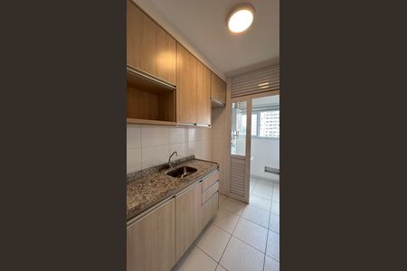 Apartamento para alugar com 70m², 2 quartos e 2 vagasCozinha