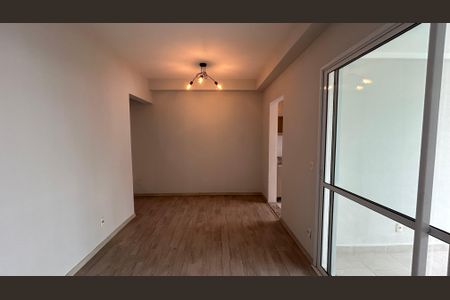 Apartamento para alugar com 70m², 2 quartos e 2 vagasSala