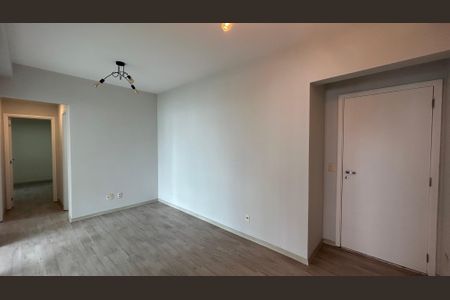 Apartamento para alugar com 70m², 2 quartos e 2 vagasSala