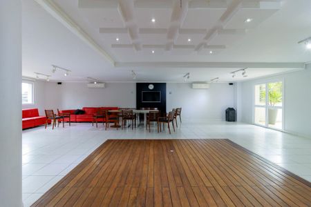 Apartamento para alugar com 70m², 2 quartos e 2 vagasSalão de festas