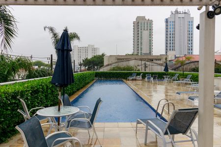 Apartamento para alugar com 70m², 2 quartos e 2 vagasPiscina