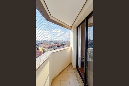 Apartamento à venda com 90m², 3 quartos e 3 vagasVaranda