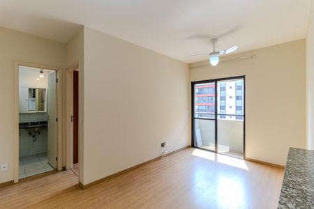 Sala de apartamento para alugar com 1 quarto, 82m² em Higienópolis, São Paulo