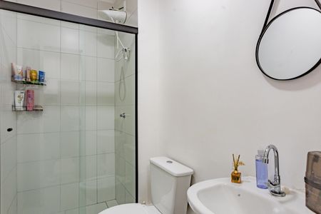 Banheiro de apartamento para alugar com 1 quarto, 27m² em Vila Moraes, São Paulo