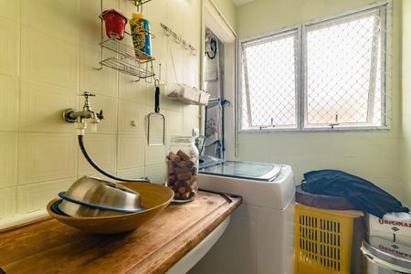 Apartamento à venda com 107m², 2 quartos e 1 vaga Apartamento à venda com 107m², 2 quartos e 1 vagaÁrea de serviço