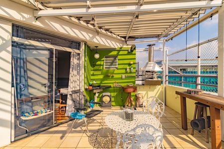 Apartamento à venda com 107m², 2 quartos e 1 vaga Apartamento à venda com 107m², 2 quartos e 1 vagaVaranda da Suíte