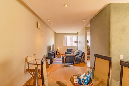 Sala de apartamento à venda com 2 quartos, 107m² em Vila Guarani (zona Sul), São Paulo