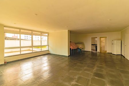 Apartamento à venda com 107m², 2 quartos e 1 vaga Apartamento à venda com 107m², 2 quartos e 1 vagaÁrea Comum