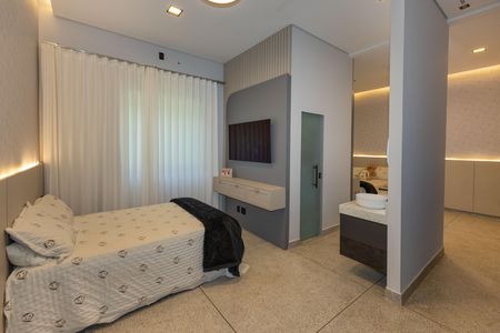 Casa de condomínio à venda com 320m², 4 quartos e 4 vagas Casa de condomínio à venda com 320m², 4 quartos e 4 vagasSemi Suíte 2
