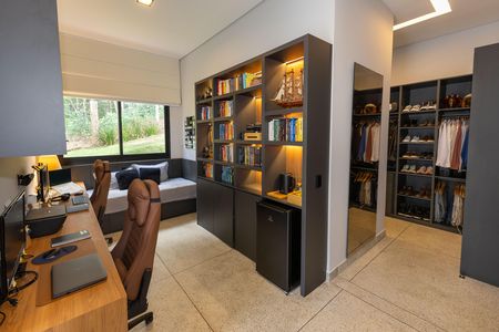 Casa de condomínio à venda com 320m², 4 quartos e 4 vagas Casa de condomínio à venda com 320m², 4 quartos e 4 vagasEscritório da Suíte 1