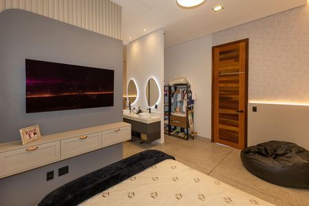 Casa de condomínio à venda com 320m², 4 quartos e 4 vagas Casa de condomínio à venda com 320m², 4 quartos e 4 vagasSemi Suíte 2