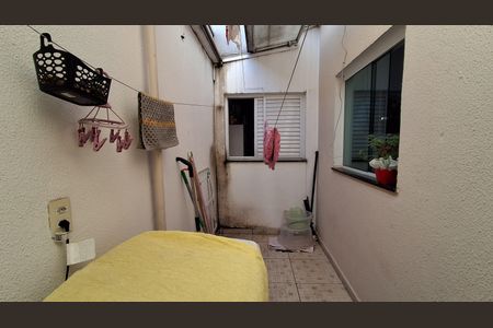 Apartamento à venda com 42m², 2 quartos e 1 vagaÁrea de Serviço 