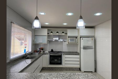 Casa à venda com 278m², 3 quartos e 8 vagasCozinha