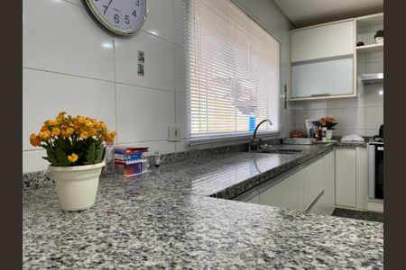 Casa à venda com 278m², 3 quartos e 8 vagasCozinha