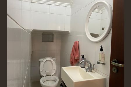Casa à venda com 278m², 3 quartos e 8 vagasLavabo