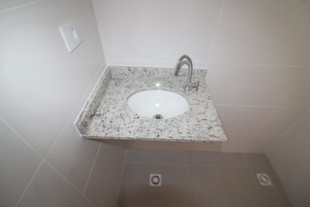 Apartamento à venda com 37m², 2 quartos e sem vagaBanheiro