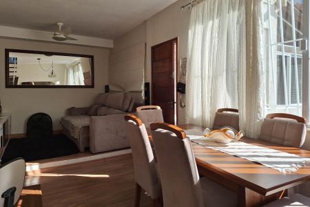 Casa para alugar com 240m², 3 quartos e 1 vagaSala 1