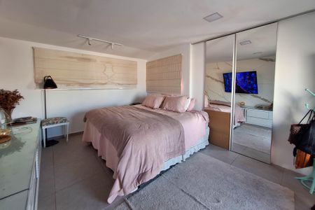 Casa para alugar com 240m², 3 quartos e 1 vagaSuíte 1