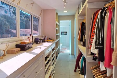 Casa para alugar com 240m², 3 quartos e 1 vagaCloset da suíte 1