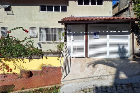 Casa para alugar com 240m², 3 quartos e 1 vagafachada