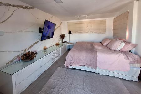 Casa para alugar com 240m², 3 quartos e 1 vagaSuíte 1