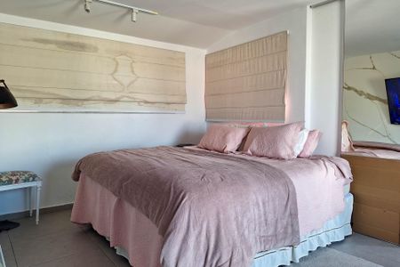 Casa para alugar com 240m², 3 quartos e 1 vagaSuíte 1