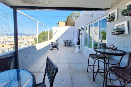 Casa para alugar com 240m², 3 quartos e 1 vagaTerraço