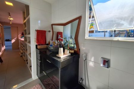 Casa para alugar com 240m², 3 quartos e 1 vagaBanheiro da Suíte 1