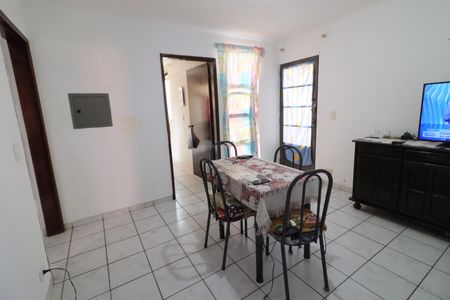 Sala de apartamento para alugar com 2 quartos, 64m² em Aliança, Osasco