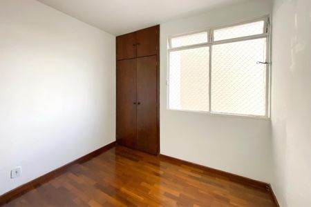 Apartamento à venda com 90m², 3 quartos e 1 vagaQuarto 2