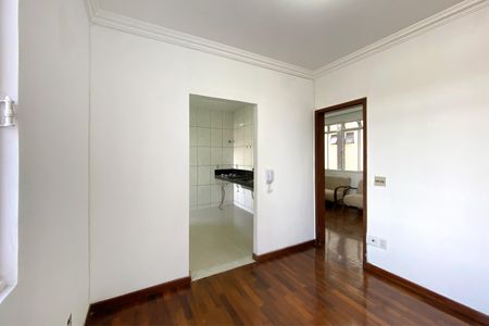 Apartamento à venda com 90m², 3 quartos e 1 vagaSala de Jantar