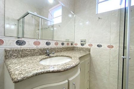 Apartamento à venda com 90m², 3 quartos e 1 vagaBanheiro