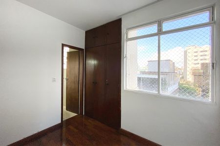 Apartamento à venda com 90m², 3 quartos e 1 vagaSuite 