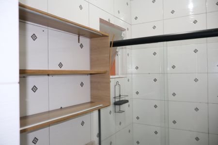 Casa para alugar com 65m², 2 quartos e sem vagaBanheiro 1