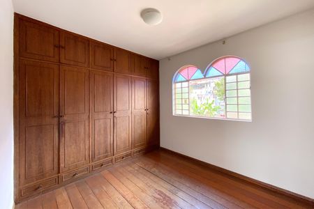 Casa para alugar com 200m², 4 quartos e sem vagaQuarto 2