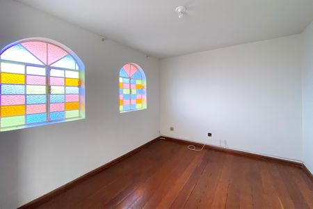 Casa para alugar com 200m², 4 quartos e sem vagaSala