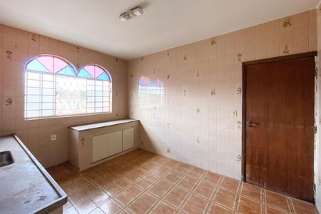 Casa para alugar com 200m², 4 quartos e sem vagaCozinha