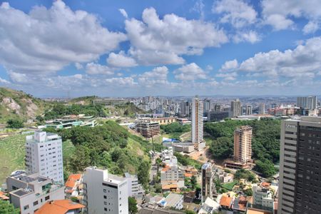 Apartamento para alugar com 225m², 3 quartos e 4 vagasSuíte 1 - Vista