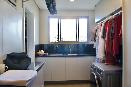 Apartamento para alugar com 225m², 3 quartos e 4 vagasÁrea de Serviço