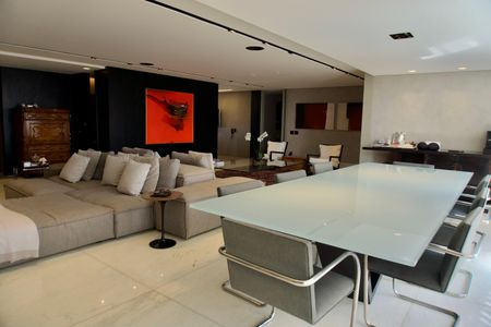 Apartamento para alugar com 225m², 3 quartos e 4 vagasSala